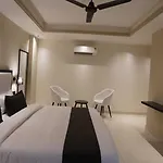 Hotel Oxford King Embassy And Airport Drop Free